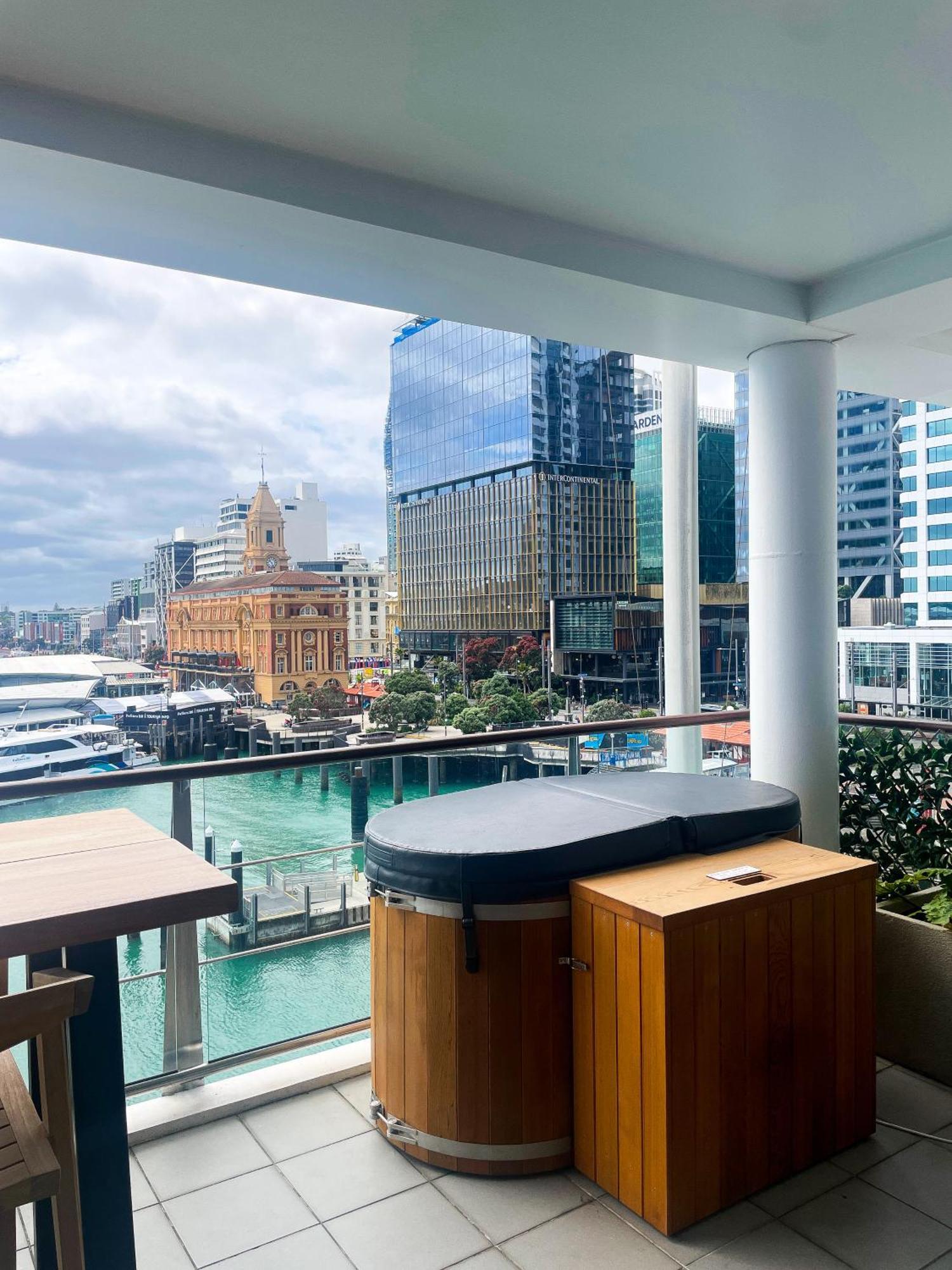 Luxury Apartment - Parking - Hot Tub - Stunning Views Auckland Luaran gambar