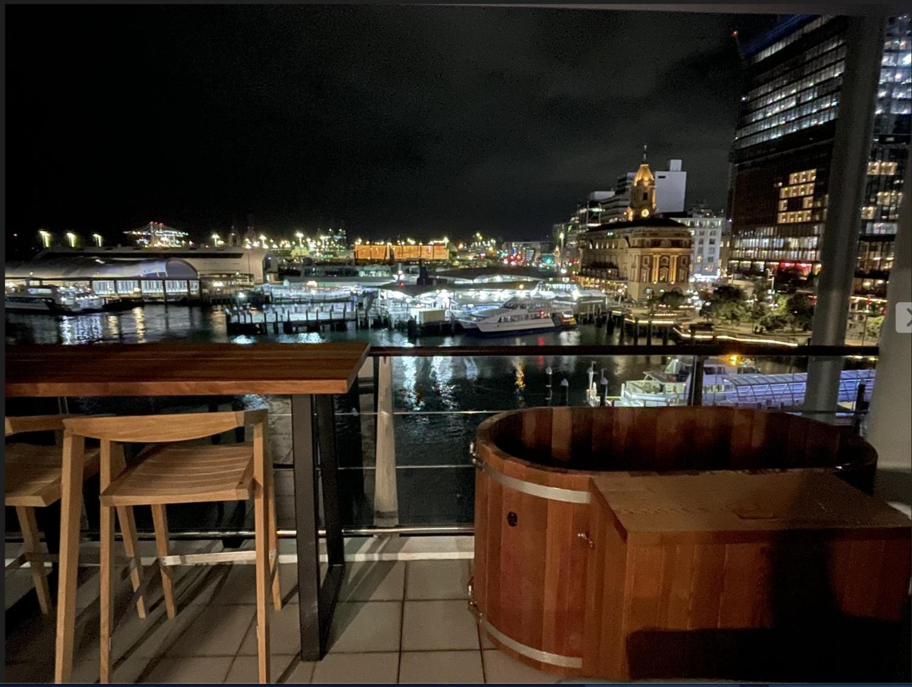 Luxury Apartment - Parking - Hot Tub - Stunning Views Auckland Luaran gambar